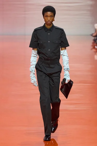 Look 53